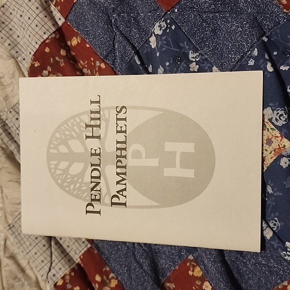 Set of 2 Pendle Hill Pamphlets Cultivating Sanctuary and No. 206 - Picture 8 of 9